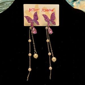 🦋Cutest Betsey Johnson Earrings 🦋